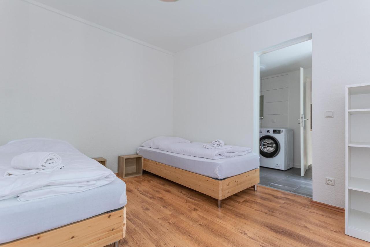 Apartment T&k 4 110qm With Balcony