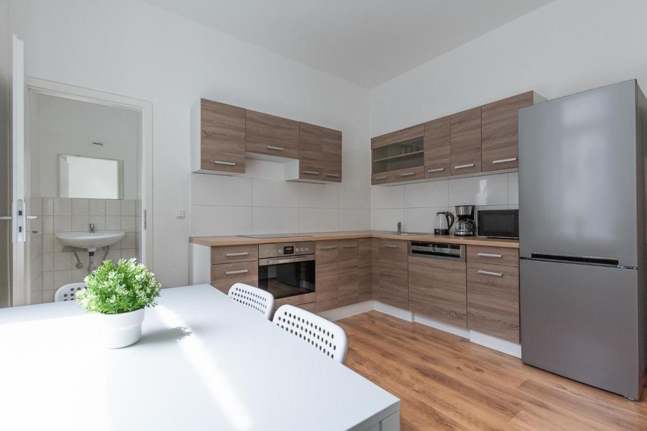 Apartment T&k 4 110qm With Balcony *